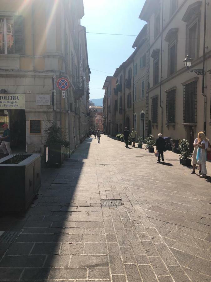 Ferienwohnung Terni In Centro Exterior foto