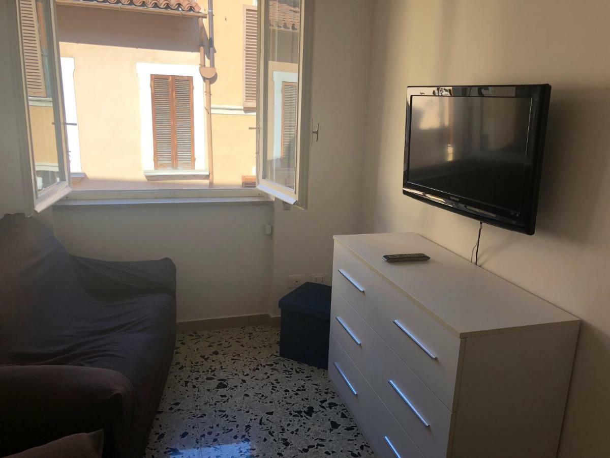 Ferienwohnung Terni In Centro Exterior foto